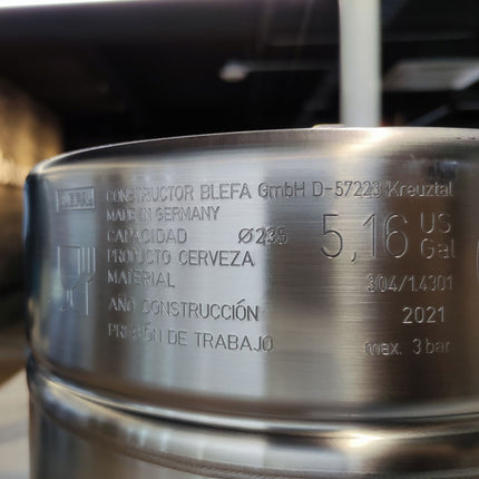 BARRIL 20 LT SLIM CONEXION D (1/6 BBL)