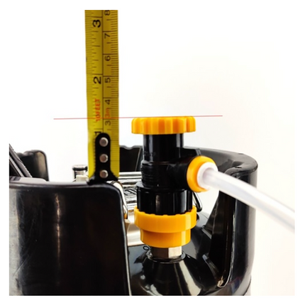 CONECTOR BALL LOCK SALIDA DE LIQUIDO CON CONTROL DE FLUJO Y SALIDA DUOTIGHT 8 MM (5/16)